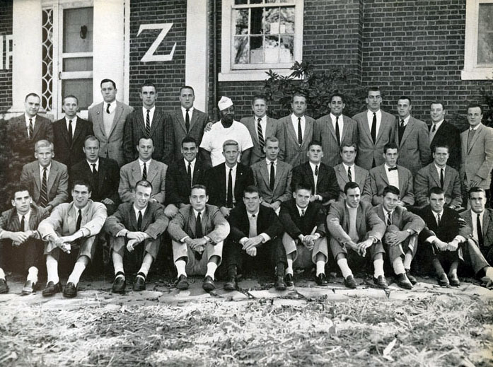 1957 YEARBOOK PHOTO